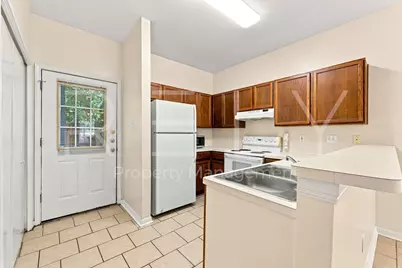 2908 Whisper Oaks Ln #B, Georgetown, TX 78628 - Photo 13