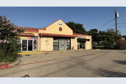 1105 S Mays Street, Round Rock, TX 78664 - Photo 1