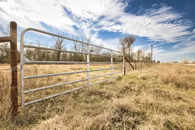 350 County Road 319, Rosebud, TX 76570 - Photo 23