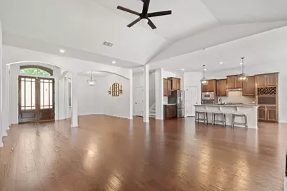 21824 Agarito Lane, Spicewood, TX 78669 - Photo 11