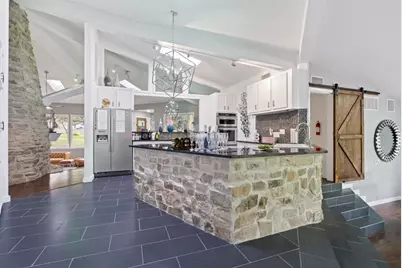 13204 Onion Creek Drive, Manchaca, TX 78652 - Photo 9