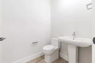 390 Crosswater Ln, Dripping Springs, TX 78620 - Photo 5