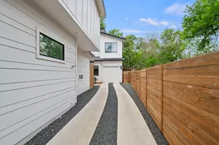 1710 Adina St, Austin, TX 78721 - Photo 29