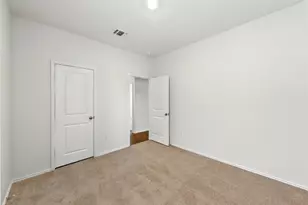 7013 Tonka Ln, Austin, TX 78744 - Photo 11