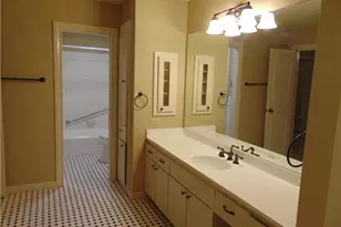 2516 Enfield Rd, Austin, TX 78703 - Photo 13