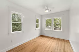 510 E 39th St, Austin, TX 78751 - Photo 23