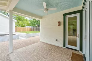 510 E 39th St, Austin, TX 78751 - Photo 33