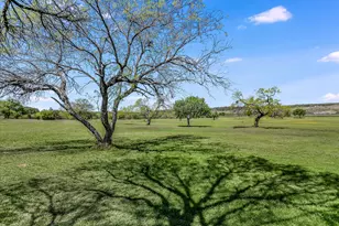 155 Travis Ln, Spicewood, TX 78669 - Photo 19