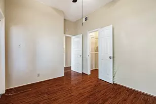 807 W 25th St, Austin, TX 78705 - Photo 23