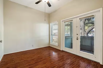 807 W 25th Street #104, Austin, TX 78705 - Photo 21