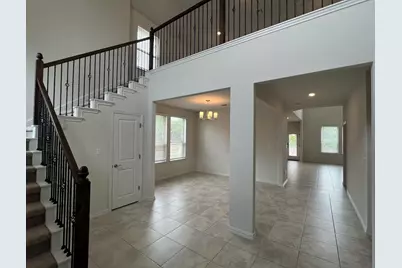 2018 Matlock Circle, Hutto, TX 78634 - Photo 5