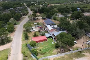 1503 Kingsoak Dr, Marble Falls, TX 78654 - Photo 1