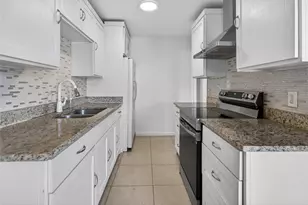 1400 Braes Ridge Dr, Austin, TX 78723 - Photo 9