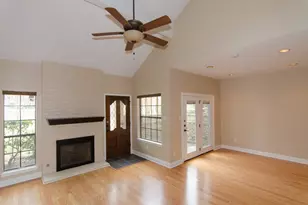 10819 Crown Colony Dr, Austin, TX 78747 - Photo 9