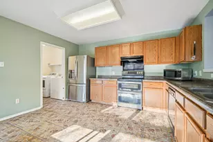 100 Kendall Cove, Elgin, TX 78621 - Photo 11