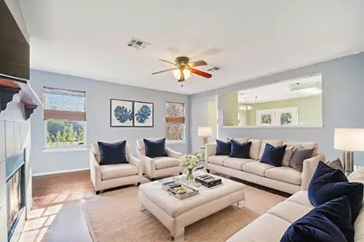 100 Kendall Cove, Elgin, TX 78621 - Photo 5