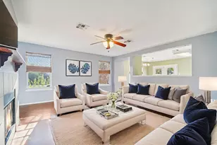 100 Kendall Cove, Elgin, TX 78621 - Photo 5