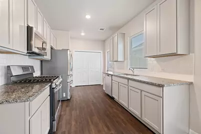 512 Timber Brook Drive, Hutto, TX 78634 - Photo 9