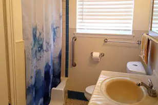 1028 Ellingson Ln, Austin, TX 78751 - Photo 19