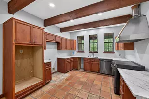 222 Indiana Rd, Lockhart, TX 78644 - Photo 5