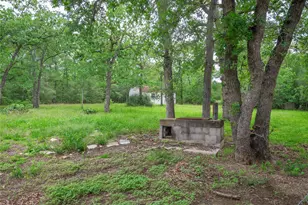 222 Indiana Rd, Lockhart, TX 78644 - Photo 37