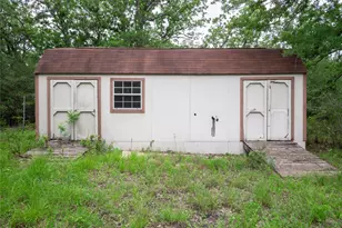 222 Indiana Rd, Lockhart, TX 78644 - Photo 35