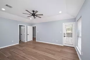 29000 Colonial Dr, Georgetown, TX 78628 - Photo 11