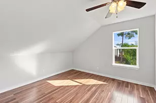 113 Lei Ct, Bastrop, TX 78602 - Photo 29