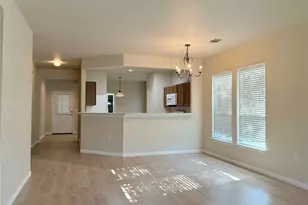 129 Essex Ln, Georgetown, TX 78633 - Photo 11