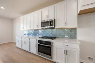 245 Ranier Wy, Dripping Springs, TX 78620 - Photo 5