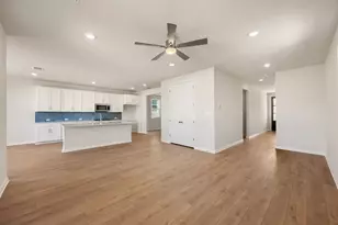 245 Ranier Wy, Dripping Springs, TX 78620 - Photo 3