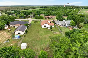 12212 Mustang Dr, Buda, TX 78610 - Photo 27