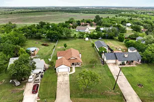12212 Mustang Dr, Buda, TX 78610 - Photo 27