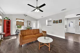 12212 Mustang Dr, Buda, TX 78610 - Photo 7