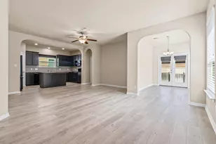 3451 Mayfield Ranch Blvd, Round Rock, TX 78681 - Photo 5
