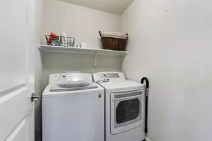 110 Hobby St, Georgetown, TX 78633 - Photo 23