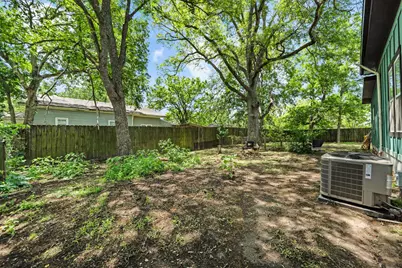 604 Avenue B, Lexington, TX 78947 - Photo 31