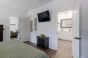 916 Scott Ct, Georgetown, TX 78626 - Photo 13