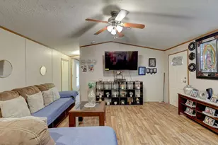 230 Gato Rd, Cedar Creek, TX 78612 - Photo 17