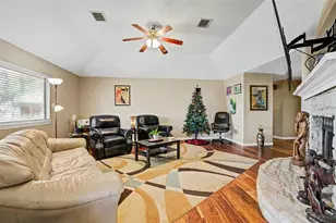 21013 Ridgeview Loop, Lago Vista, TX 78645 - Photo 5