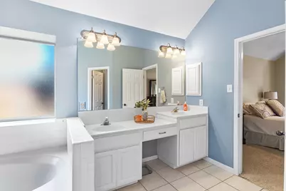 1941 Shield Drive, New Braunfels, TX 78130 - Photo 23