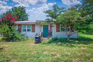 1104 S Boundary St, Burnet, TX 78611 - Photo 3