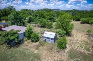 1104 S Boundary St, Burnet, TX 78611 - Photo 23
