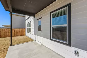 172 Golden Bell Wy, Buda, TX 78610 - Photo 23