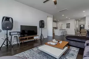 7516 Saginaw Dr, Austin, TX 78754 - Photo 7