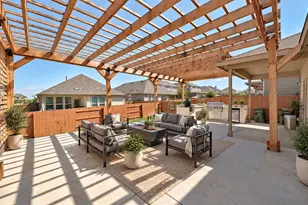 111 Bayberry Cir, Buda, TX 78610 - Photo 29