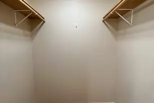 202 E 32nd St, Austin, TX 78705 - Photo 11