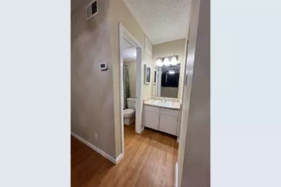 202 E 32nd Street #10, Austin, TX 78705 - Photo 9