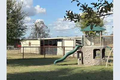 2401 County Road 130, Hutto, TX 78634 - Photo 13
