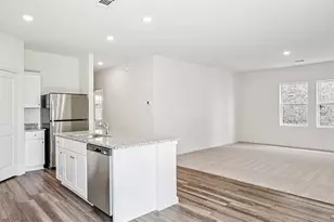 152 Mullen Wy, Taylor, TX 76574 - Photo 9